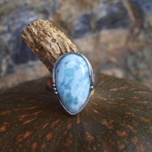 larimar, prsten, DAVID VAŠEK, malka,chira, chirurgická, ocel, nerez, chir.ocel, modré, larimar, mořská pěna, moře, dominikánská republika, modrozelený, zelenomodrý